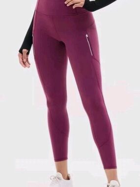 Athleta Rainier High Rise Legging in plum purple size small